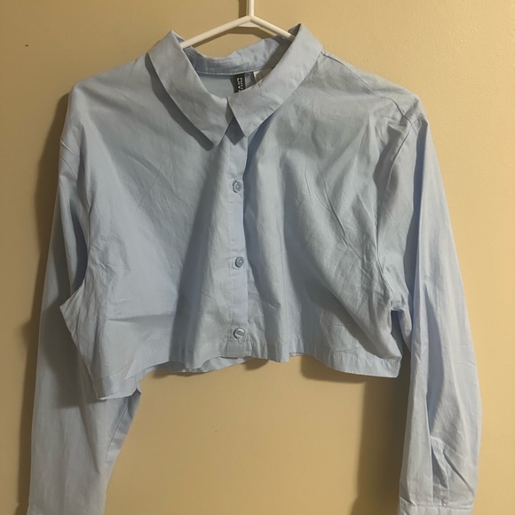 H&M Light Blue Shirt - Picture 1 of 3